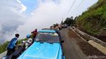 Menikmati Indahnya Pemandangan di Gunung Telomoyo Sambil Naik Jip