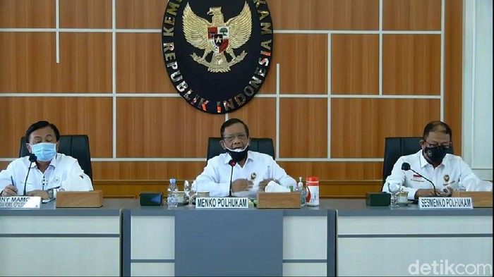 Menko Polhukam Mahfud Md membacakan hasil investigasi TGPF terkait rentetan penembakan di Intan Jaya (YouTube Kemenko Polhukam)