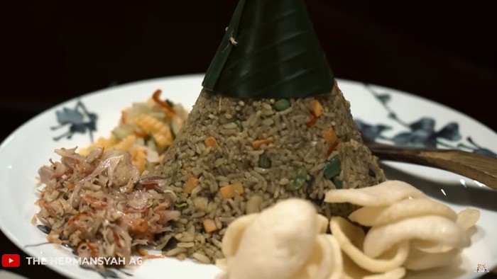 nasi goreng satu juta Ashanty Cicip Nasi Goreng Satu Juta