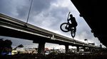 Kolong Tol Becakayu Disulap Jadi Bike Park Lho