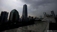 Oleh karena itu, kewaspadaan pemerintah serta masyarakat pun diharapkan dapat meminimalkan dampak kerusakan akibat fenomena tersebut.