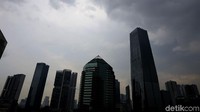 Selain Jakarta, sejumlah kawasan lain di daerah Jawa, Sulawesi, dan Kalimantan juga diminta untuk waspada terhadap fenomena La Nina.
