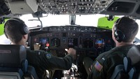 Para pejabat mengungkap, meningkatnya persaingan AS dan China untuk mendapat pengaruh di Asia Tenggara mengejutkan pemerintah Indonesia. Sebab, Indonesia memiliki kebijakan luar negeri yang netral sejak lama. Indonesia tak pernah mengizinkan militer asing beroperasi. Getty Images  