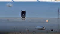 Pesawat ini dipersenjatai dengan torpedo, rudal anti-kapal Harpoon, dan senjata lainnya, dapat menjatuhkan dan memantau sonobuoy, serta dapat beroperasi bersama dengan aset lain, termasuk Northrop Grumman MQ-4C Triton pengawas maritim kendaraan udara tak berawak (UAV). Rob Griffith - Pool/Getty Images  