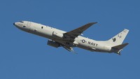 Indonesia tahun ini menolak proposal Amerika Serikat untuk mengizinkan pesawat pengawas maritim P-8 Poseidon mendarat dan mengisi bahan bakar. Hal itu diungkapkan empat pejabat senior Indonesia yang mengetahui hal tersebut. Getty Images  