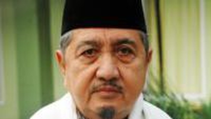 Pimpinan Pondok Modern Darussalam Gontor Ponorogo KH Abdullah Syukri Zarkasyi, meninggal