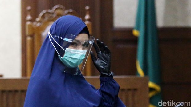 Jaksa Pinangki Sirna Malasari menjalani sidang lanjutan di PN Tipikor Jakarta, Rabu (21/10/2020). Pinangki tampak berbusana muslim syar'i.