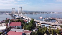 Foto udara Jembatan Teluk Kendari yang telah tuntas pembangunannya di Kendari, Sulawesi Tenggara, Rabu (21/10/2020). Pembangunan jembatan bertujuan untuk mendukung konektivitas pengembangan wilayah selatan Kota Kendari yakni daerah Abeli dan Pulau Bungkutoko yang akan dikembangkan menjadi kawasan industri, Kendari New Port, dan kawasan permukiman baru.