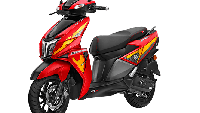 Vice President (Marketing) - Commuter Motorcycles, Scooters & Corporate Brand, TVS Motor Company, Aniruddha Haldar, mengatakan jika skutik edisi superhero ini bakal menyasar kalangan muda dari generasi Z. Foto: TVS