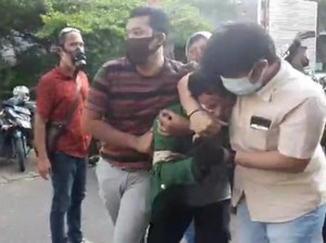 Polisi Pukul Polisi Saat Amankan Demo Jambi, Ini Kata Polri