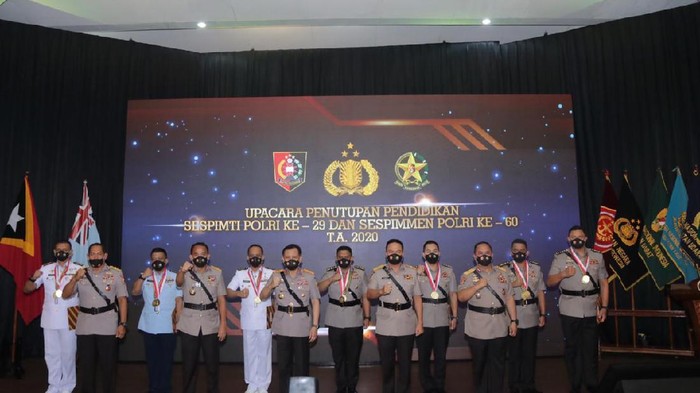 7 Perwira TNI-Polri lulusan terbaik Sespimti