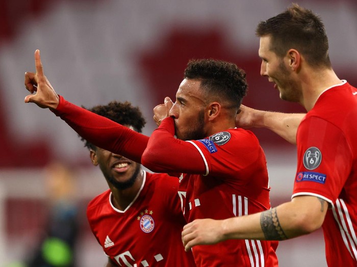 Bayern Munich mengalahkan Atletico Madrid dengan skor telak 4-0 dalam laga Grup A Liga Champions. Kemenangan ini menempatkan Bayern di puncak klasemen Grup A.