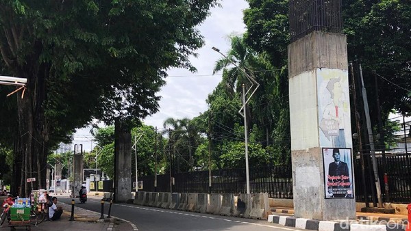 Mangkrak 16 Tahun, Begini Kondisi Tiang Monorel Jakarta