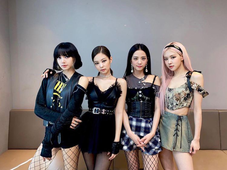 Mempesona! Gaya BLACKPINK Gaungkan Lovesick Girls di TV Amerika