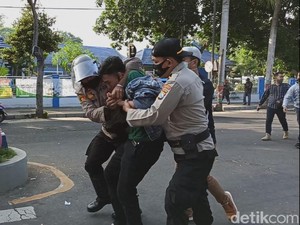 11 Pendemo di Banyuwangi yang Diamankan Dirapid Test, Satu Reaktif