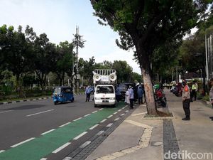 Pekerja Ambulans Tolak PHK Bubarkan Diri, Ancam Demo Anies Lagi Pekan Depan