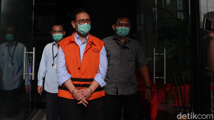 KPK menetapkan Direktur Utama PT PAL (Persero), Budiman Saleh sebagai tersangka baru kasus dugaan korupsi di PT Dirgantara Indonesia.