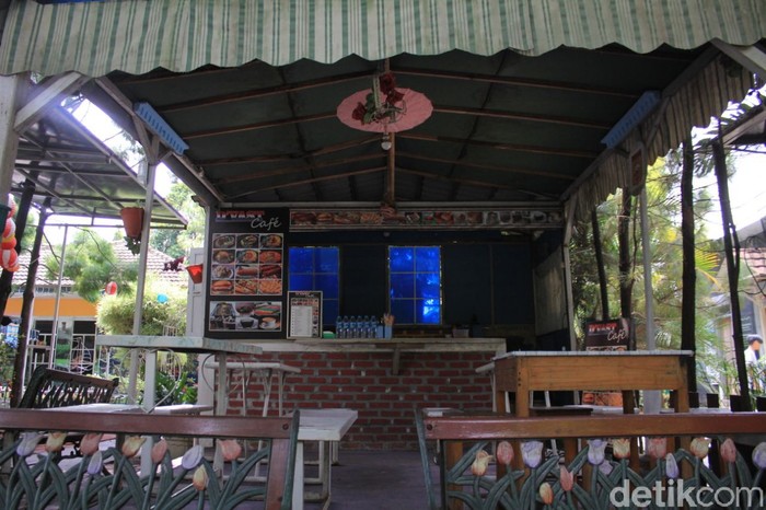 Kampung Tulip di Bandung