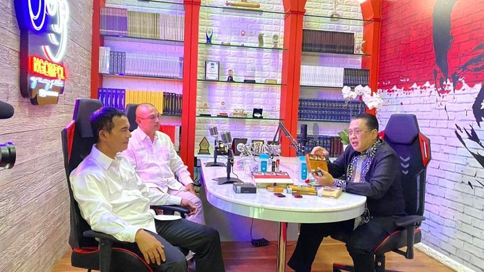 Ketua MPR Bambang Soesatyp