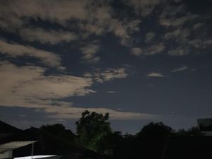Langit Malam Cerah di Jakarta dan Sekitarnya, BMKG: Lazim di Peralihan Musim