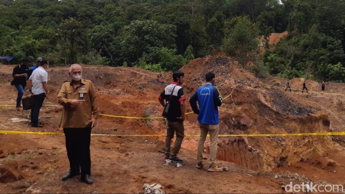 Lokasi longsong tambang batu bara ilegal di Muara Enim, Sumsel