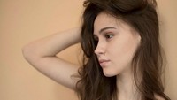 Maria kerap tampil dalam beberapa film di Bulgaria seperti Last Call (2020). Dok. Instagram/mariabakalovaofficial