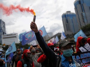Upah Minimum 2021 Tak Naik, KSPI Ancam Gelar Aksi-Mogok Kerja Nasional