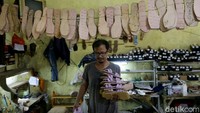 Permintaan pesanan toko online meningkat karena pandemi Corona.  