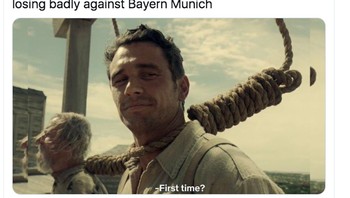 Bahkan ada yang menukil adegan film untuk menggambarkan keputusasaan Suarez. Foto: istimewa