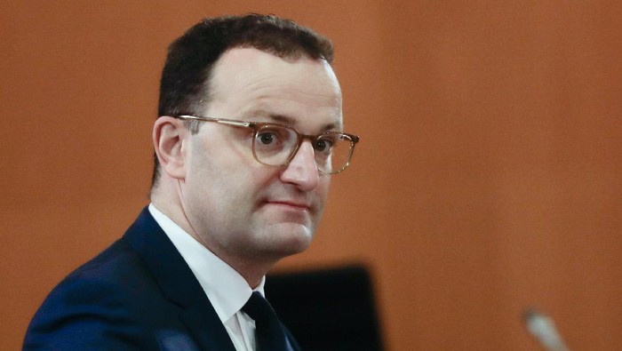 German Health Minister Jens Spahn attends the weekly cabinet meeting of the German government at the chancellery in Berlin, Wednesday, Oct. 21, 2020. Germanys Health Ministry said that Spahn tested positive on the corona virus Wednesday afternoon and is now in quarantine at home.(AP Photo/Markus Schreiber, Pool)