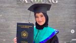 Nadya Mustika Wisuda, Rizki DA Kapan Datang Menjemput?