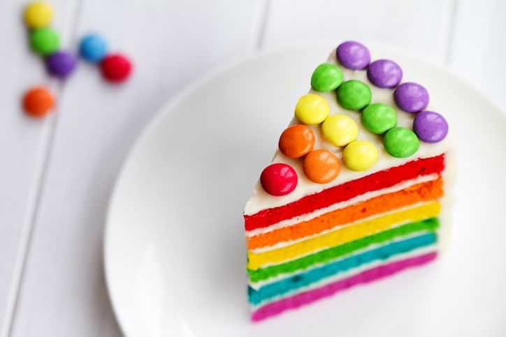 Bendera LGBT Diwujudkan dalam Warna  warni  Rainbow Cake 