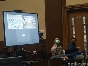 Cerita Saksi Diberitahu Bahwa Nurhadi Orang Top