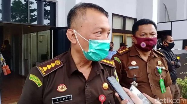 Sunarko, terpidana buron kasus penyimpangan pembangunan konstruksi Bandara Moa, Kabupaten Maluku Barat Daya anggaran 2012 ditangkap di Pekanbaru (dok. Istimewa)
