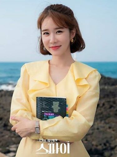 Yoo In Na dalam drama Korea The Spies Who Loved Me Yoo In Na dalam drama Korea The Spies Who Loved Me