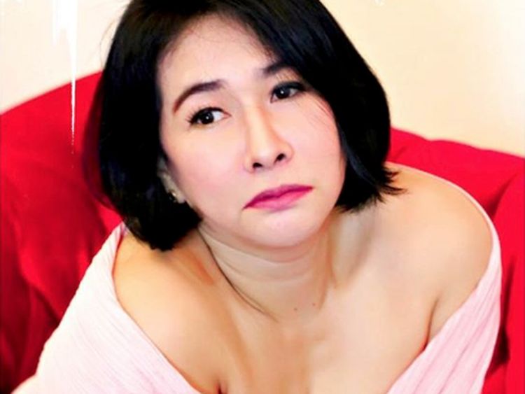 Yurike Prastika, Tante Hot yang Awet Muda