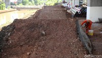 Diketahui, kolong Tol Becakayu bakal dirombak menjadi trek sepeda.
