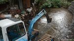 Antisipasi Banjir, Kali Krukut Dikeruk