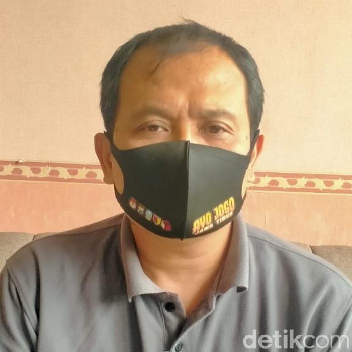 Bawaslu meminta KPU setempat membatalkan nobar debat publik Pilbup Blitar di tiap kantor kecamatan. Ini untuk mengantisipasi pelanggaran Pilkada dan penyebaran COVID-19.