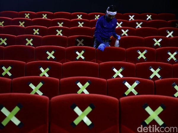 Begini Aturan New Normal Nonton Film di Bioskop