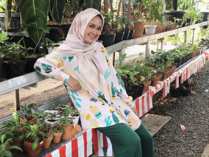 Wanita Ini Sukses Bisnis Tanaman Hias Jadi Langganan Artis Dan Selebgram