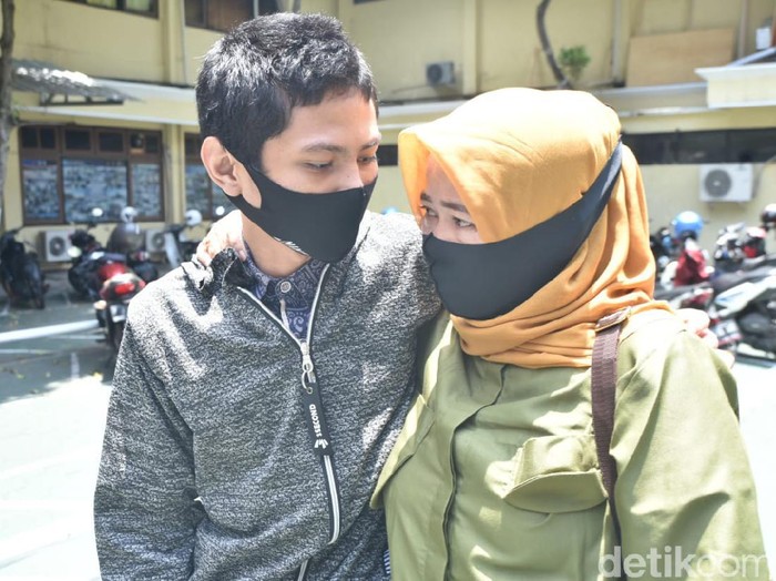demo omnibus law di banyuwangi