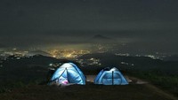 Kabupaten Sumedang memang menyimpan banyak lokasi wisata alam yang sangat luar biasa, sebab kabupaten ini memang tepat berada di lingkup pegunungan. Berbicara soal gunung, di ketinggian perbukitan di kawasan Gunung Kareumbi, tepatnya di sebelah timur laut Gunung Kareumbi terdapat tempat wisata Agrowisata Nangorak Camp.