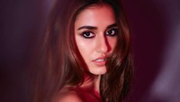 2020 akan jadi tahun kelima Disha Patani berkarier di industri hiburan. Berawal dari film Telugu berjudul Loafer, kini film ke-9 dan ke-10 yang dibintanginya sedang dalam proses produksi. (dok. Instagram @dishapatani)  