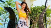 Selama pandemi, dia aktif di Instagram menampilkan kesehariannya. (dok. Instagram @dishapatani)
