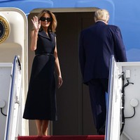 Nyonya Trump sudah merasa baik dari hari ke hari pasca sembuh dari COVID-19. Tetapi, karena masih mengalami batuk berkepanjangan, ia sangat waspada hingga membatalkan jadwal bepergiannya hari ini, kata Stephanie seperti dikutip dari New York Post. (Foto: AP Photo)