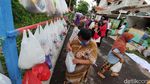 Gratis! Sembako Ini Digantung untuk Bantu Warga Terdampak COVID-19