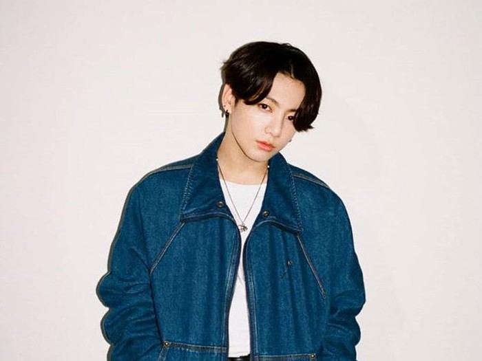 Potret Jungkook sebagai Sexiest International Man 2020 Potret Jungkook sebagai Sexiest International Man 2020