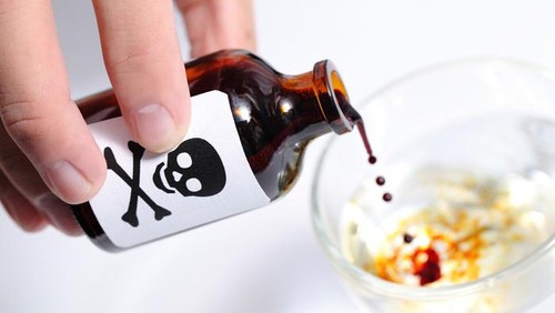 Kacau! 5 Pegawai Ini Taruh Racun dan Sperma di Makanan Rekan Kerjanya