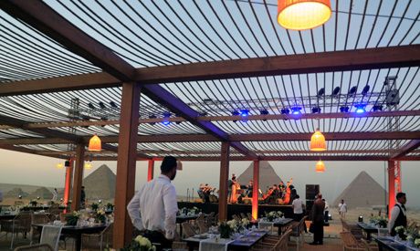 Keren! Mesir Buka Restoran Pertama di Dataran Tinggi Piramida